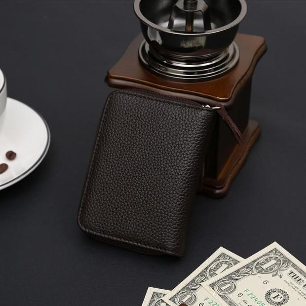 Pollogie™ Small Leather Wallet